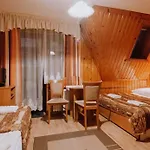 Zoja 扎科帕内