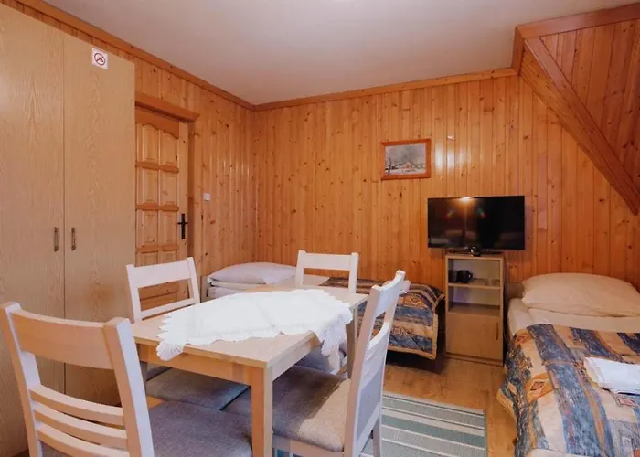 בית אירוח Zoja *